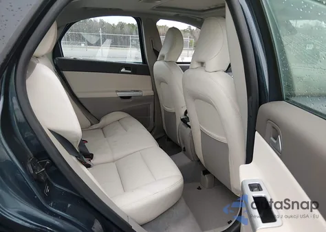 2011 Volvo S40 T5 z USA, uszkodzony, nr VIN YV1672MSXB2540664